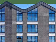 Beton architektoniczny, który nie obciąża ścian? Poznaj system RAWALL 